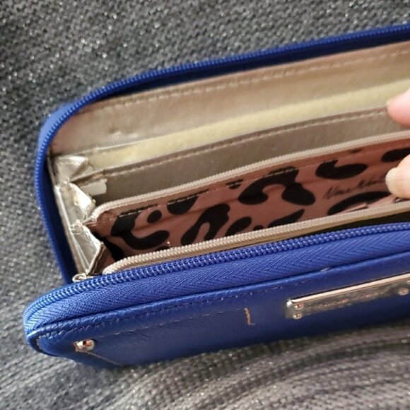 New Nine West Royal Blue Zip-Around Wallet - Picture 4 of 12